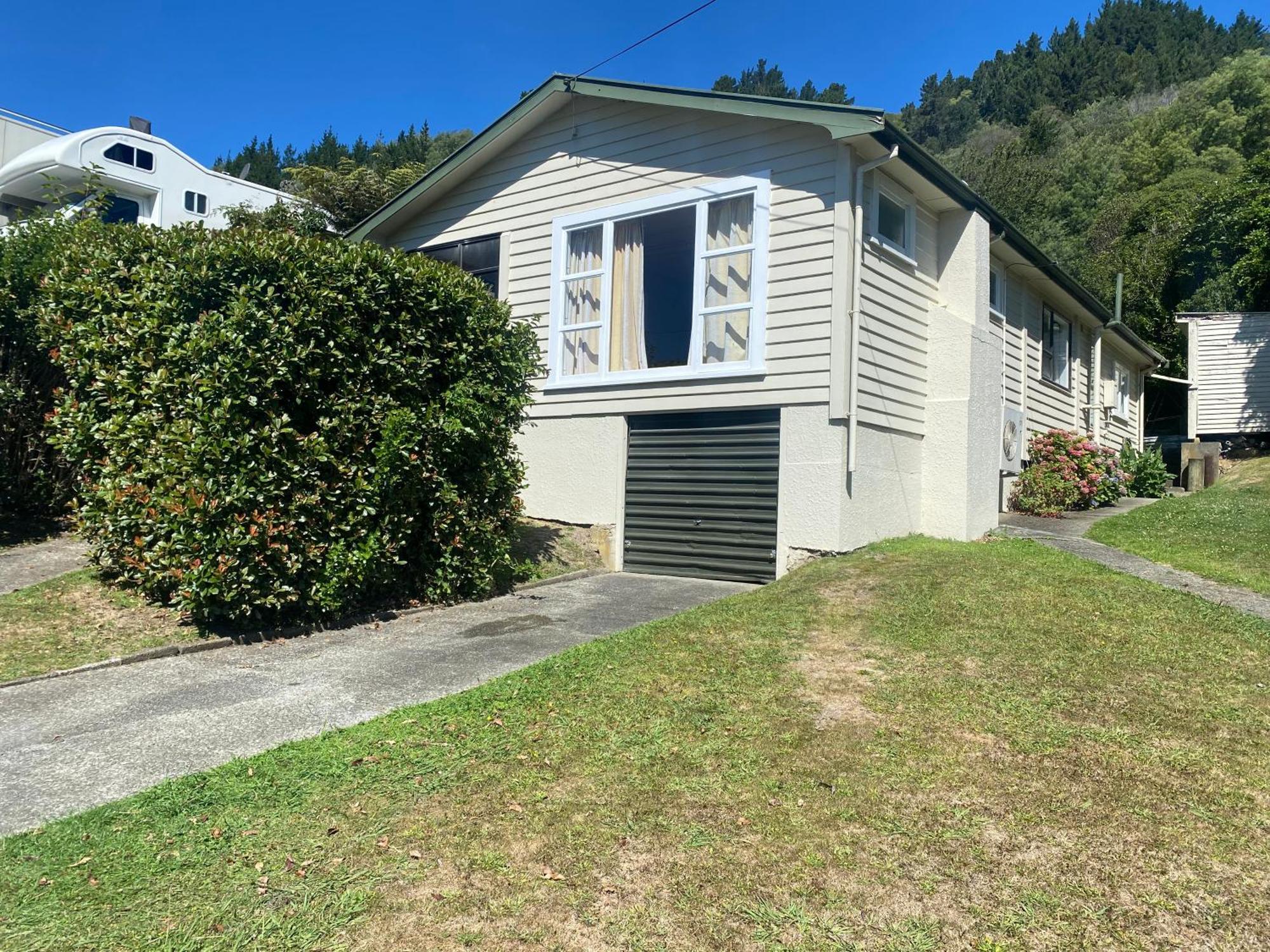 Peaceful Picton Home Exterior photo